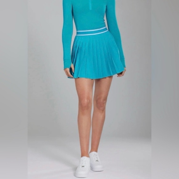 Greyson Blue Skort - Picture 2 of 10